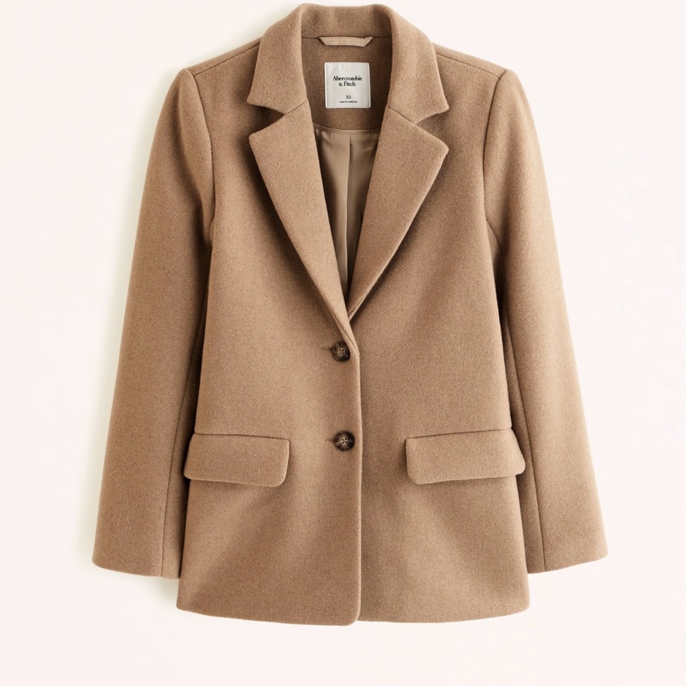 New with tags Abercrombie lined blazer